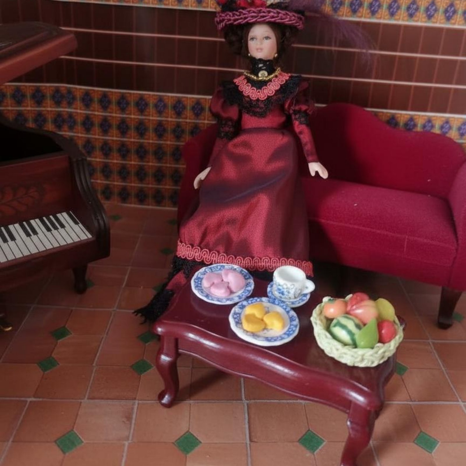 Vintage Collectible Porcelain Dolls - 1:12 Ölçekli Viktorya Dönemi Porselen Bebek,