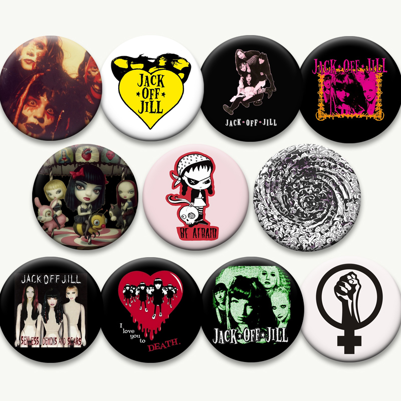Nemli Gençlik Merkezindeki Ort - Vintage Collectible Buttons incelemesi ve fiyatı