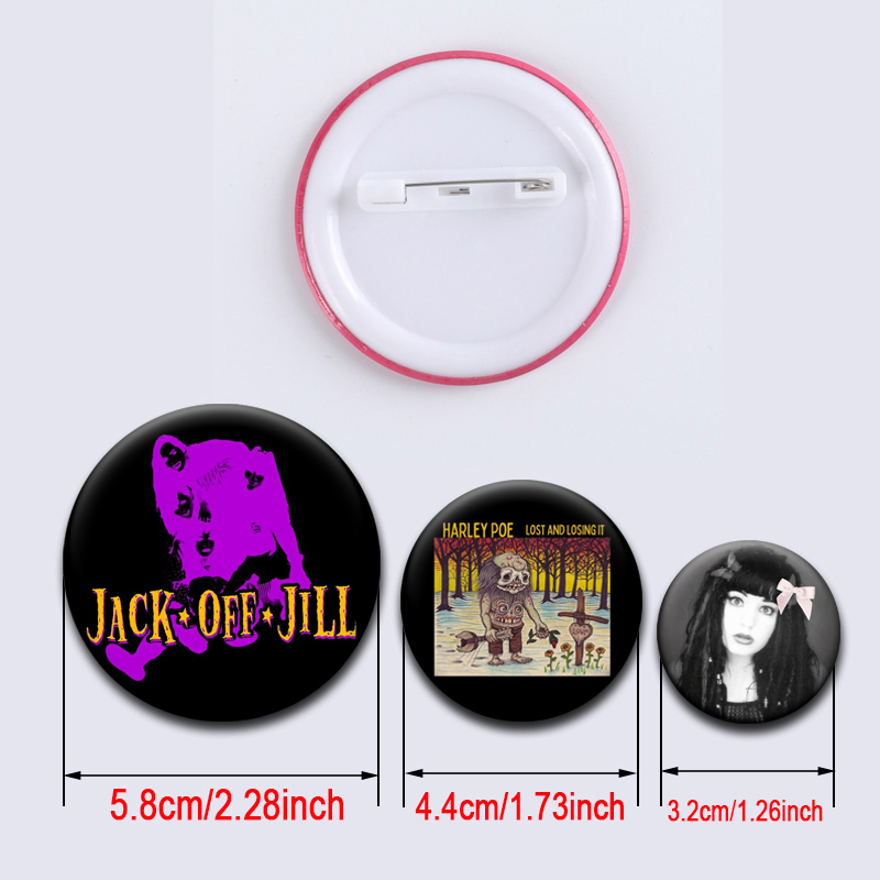 Nemli Gençlik Merkezindeki Ort - Vintage Collectible Buttons incelemesi ve fiyatı