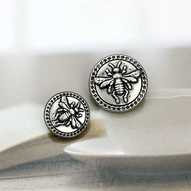 10 adet Vintage lüks gümüş bro - Vintage Collectible Buttons incelemesi ve fiyatı